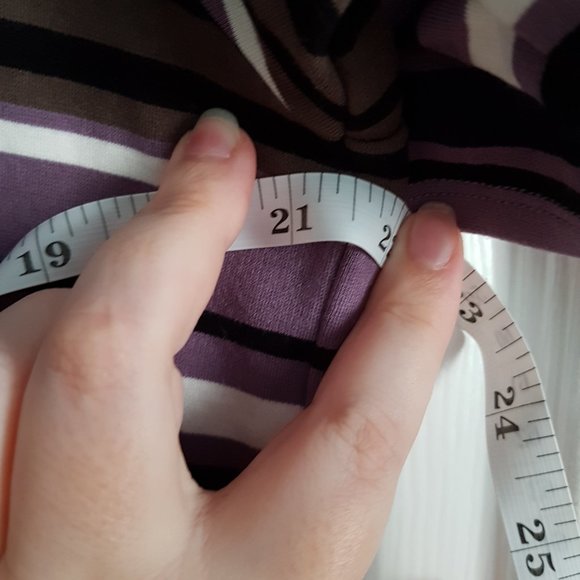 Love & Legend  Non Slip Striped Short Sleeve Top - Picture 5 of 6